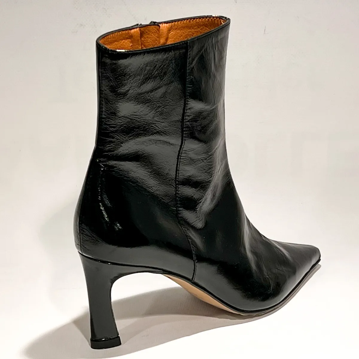 26603 Venice negro 2 Angel Alarcon 26603 Venice negro