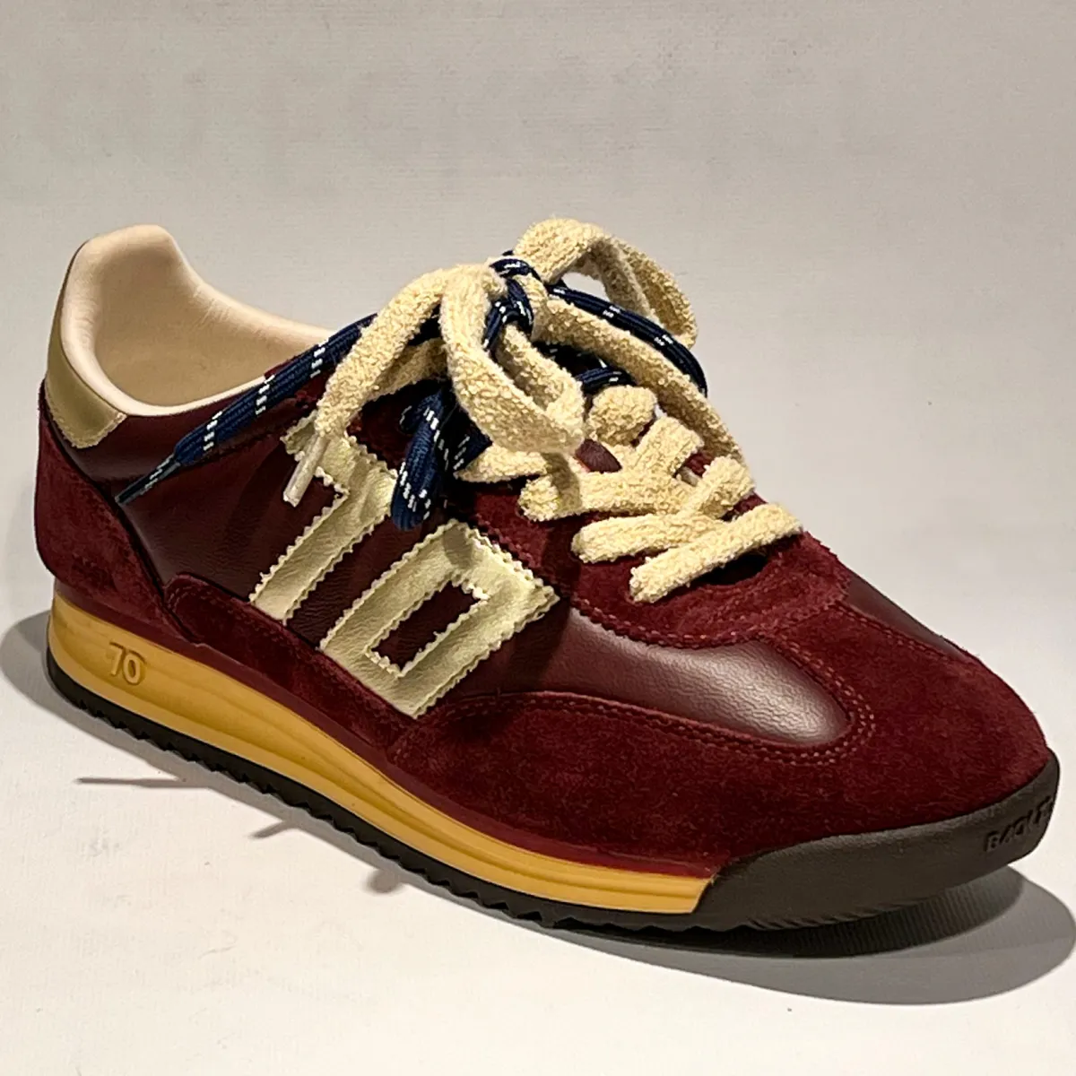 Jogger N102 1 Back 70 Jogger N102