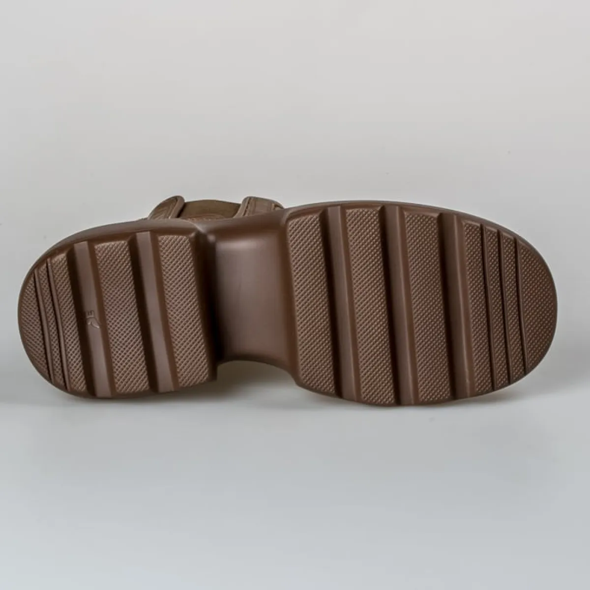 CPH143 VITELLO GUM NUT BROWN 2 Copenhagen Studios Copenhagen Studios CPH143 VITELLO GUM NUT BROWN