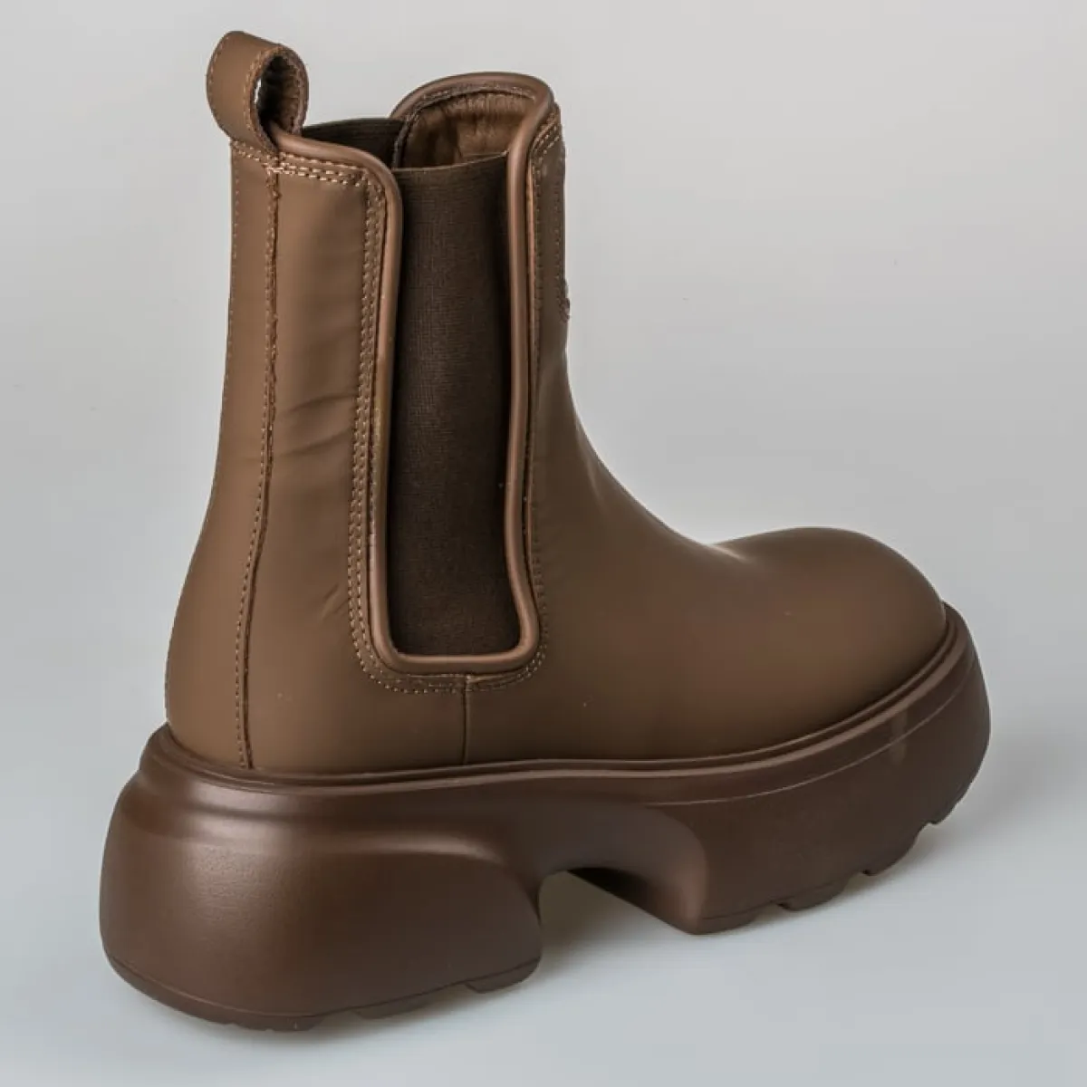 CPH143 VITELLO GUM NUT BROWN 3 Copenhagen Studios Copenhagen Studios CPH143 VITELLO GUM NUT BROWN