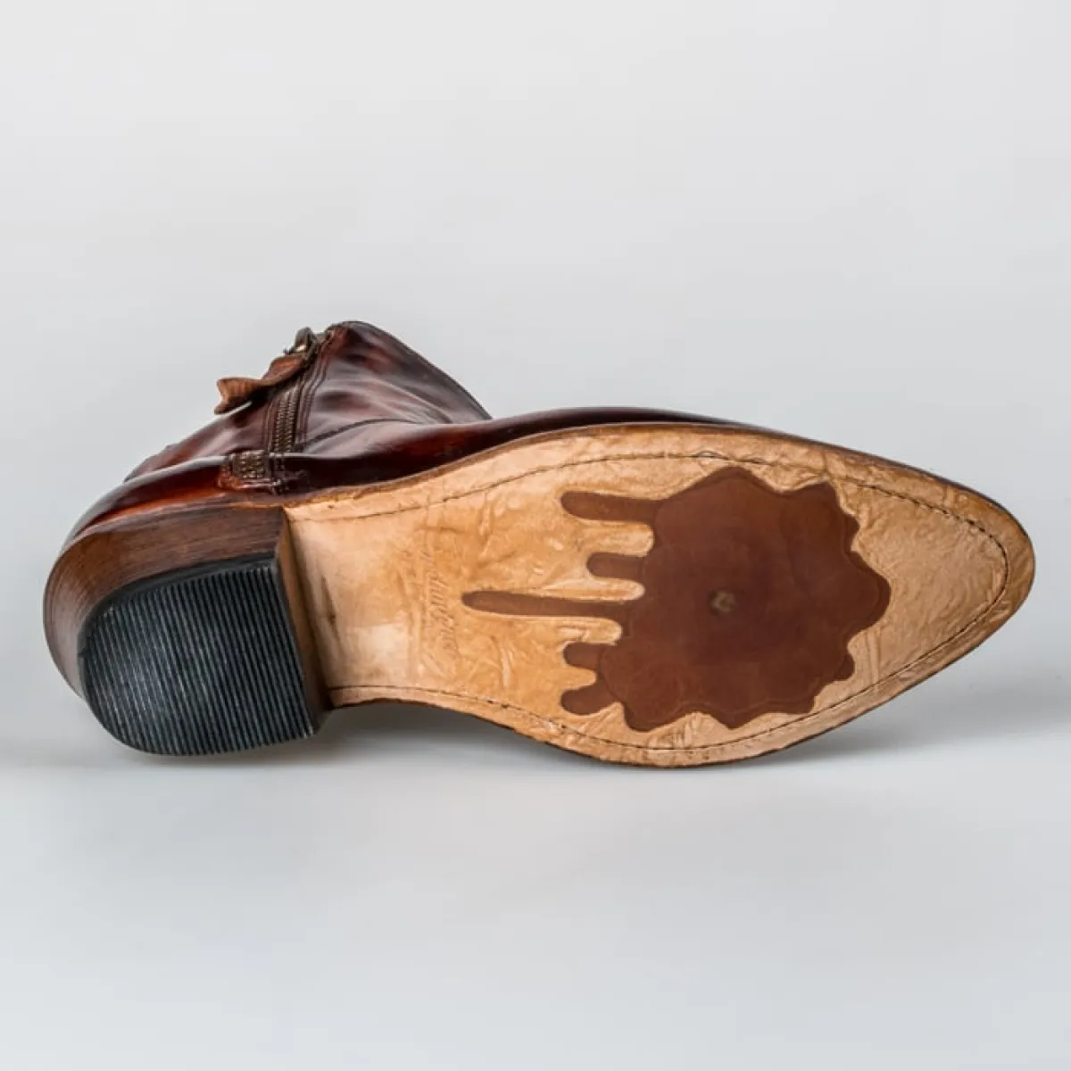 40027 2 Cordwainer 40027