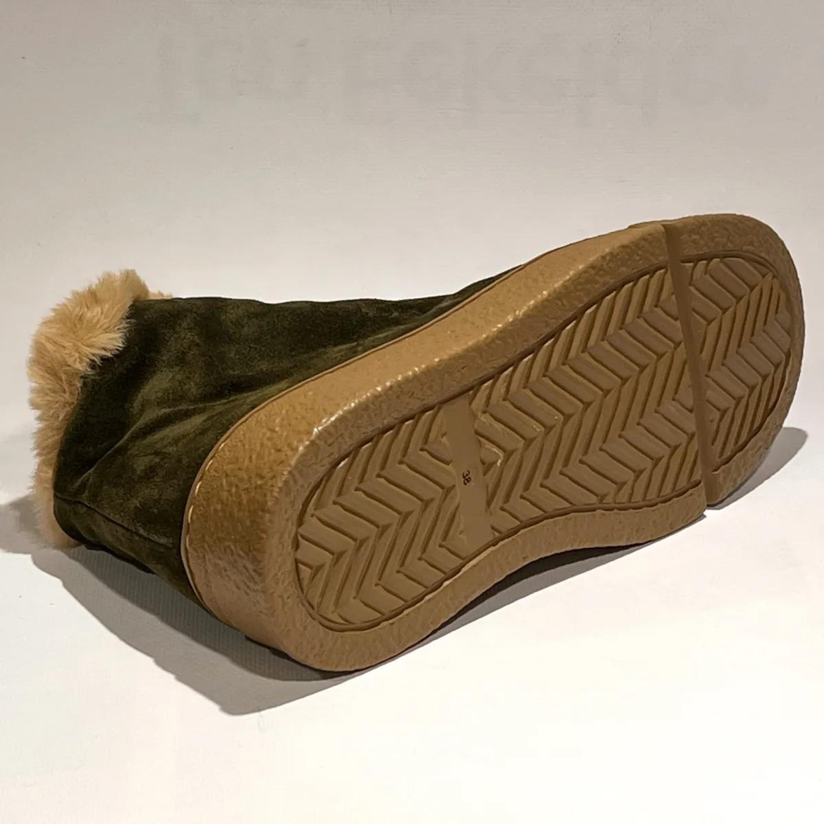 7111 Velour Darby 3 DL SPORT 7111 Velour Darby
