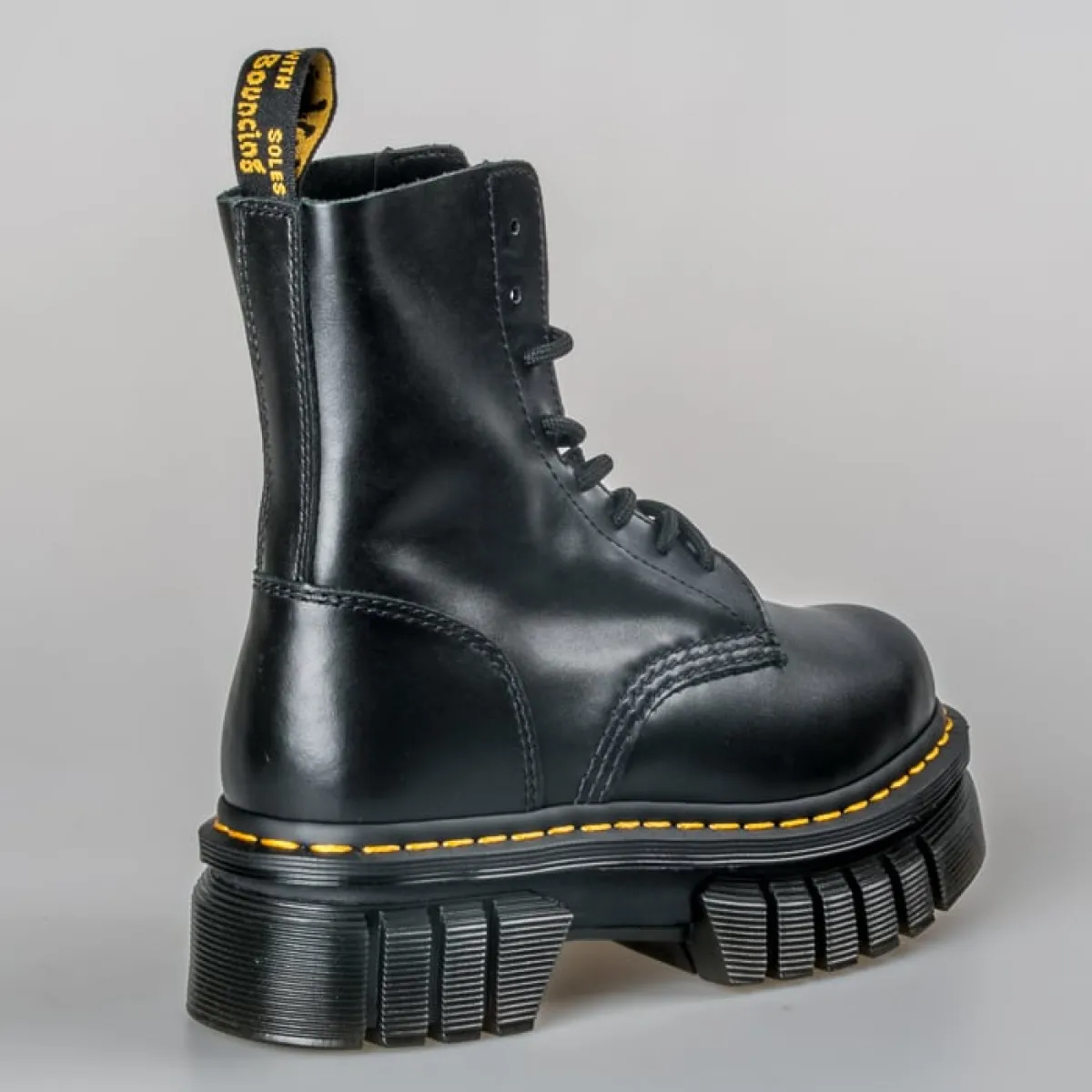 27149001 AUDRICK 8-EYE 3 Dr. Martens Dr. Martens 27149001 AUDRICK 8-EYE