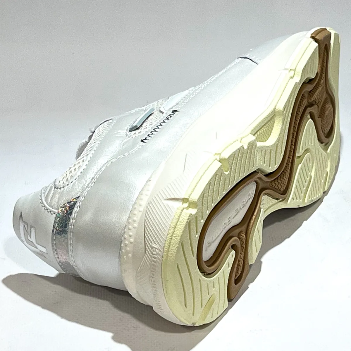 SFW-10133-90-01 Daysi 03.02 Silver 3 Floris van Bommel Floris van Bommel SFW-10133-90-01 Daysi 03.02 Silver