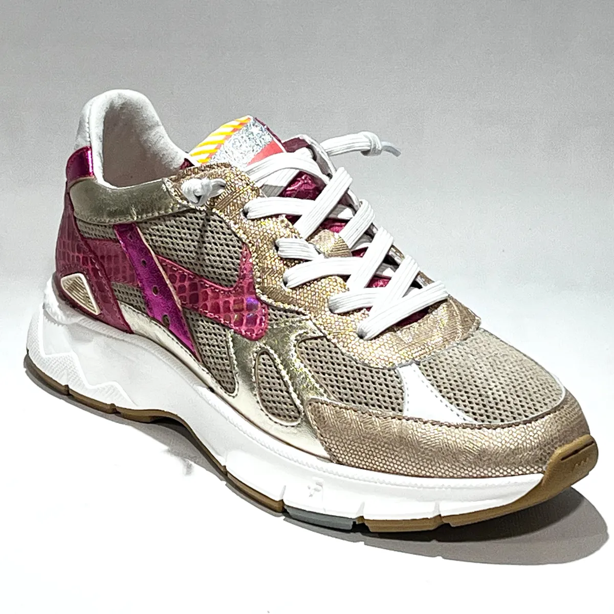 SFW-10152-92-01 Daysi 05.03 Bronz 1 Floris van Bommel Floris van Bommel SFW-10152-92-01 Daysi 05.03 Bronz
