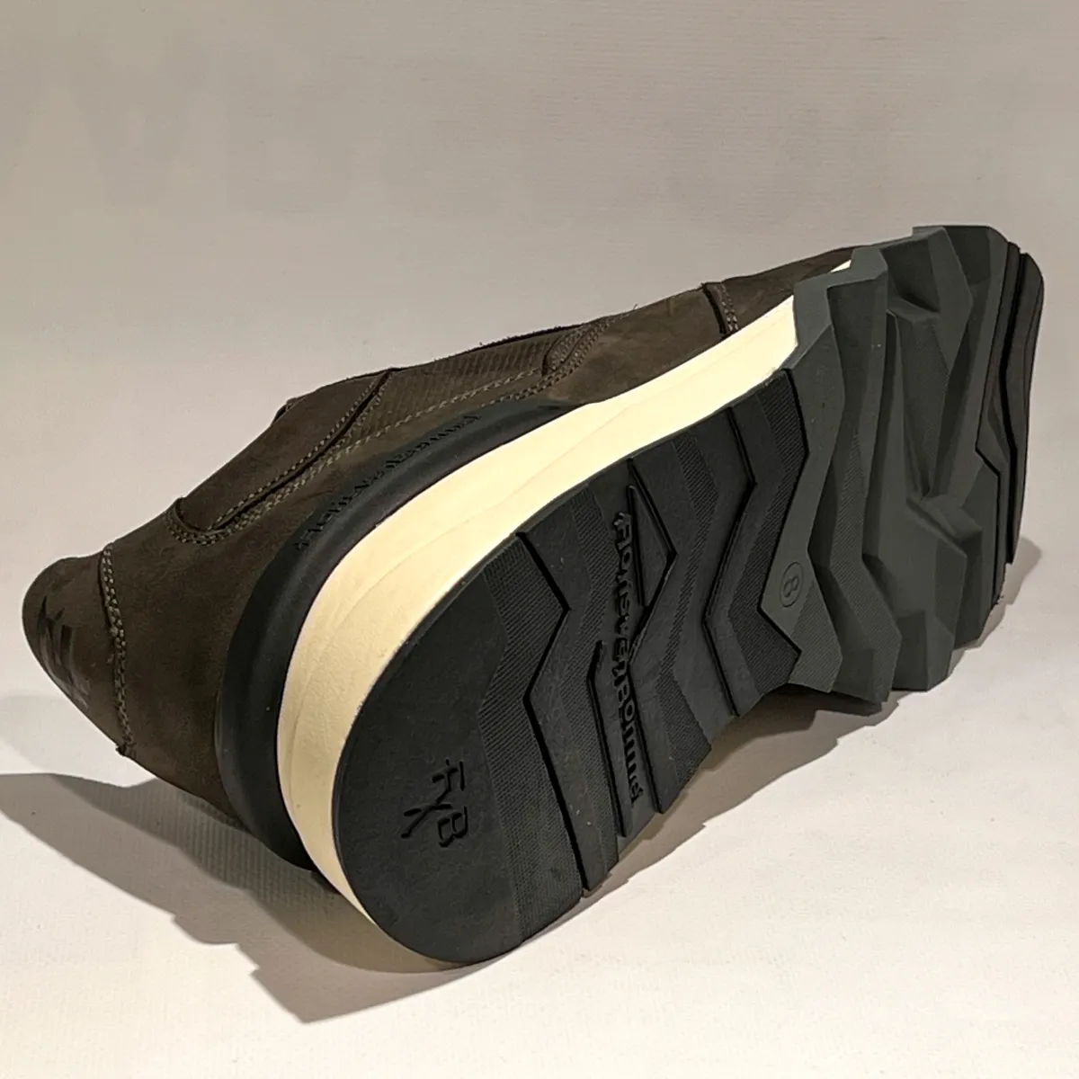 SFM-10135-21-01 De Zager 01.29 DarkBrown 3 Floris van Bommel SFM-10135-21-01 De Zager 01.29 DarkBrown