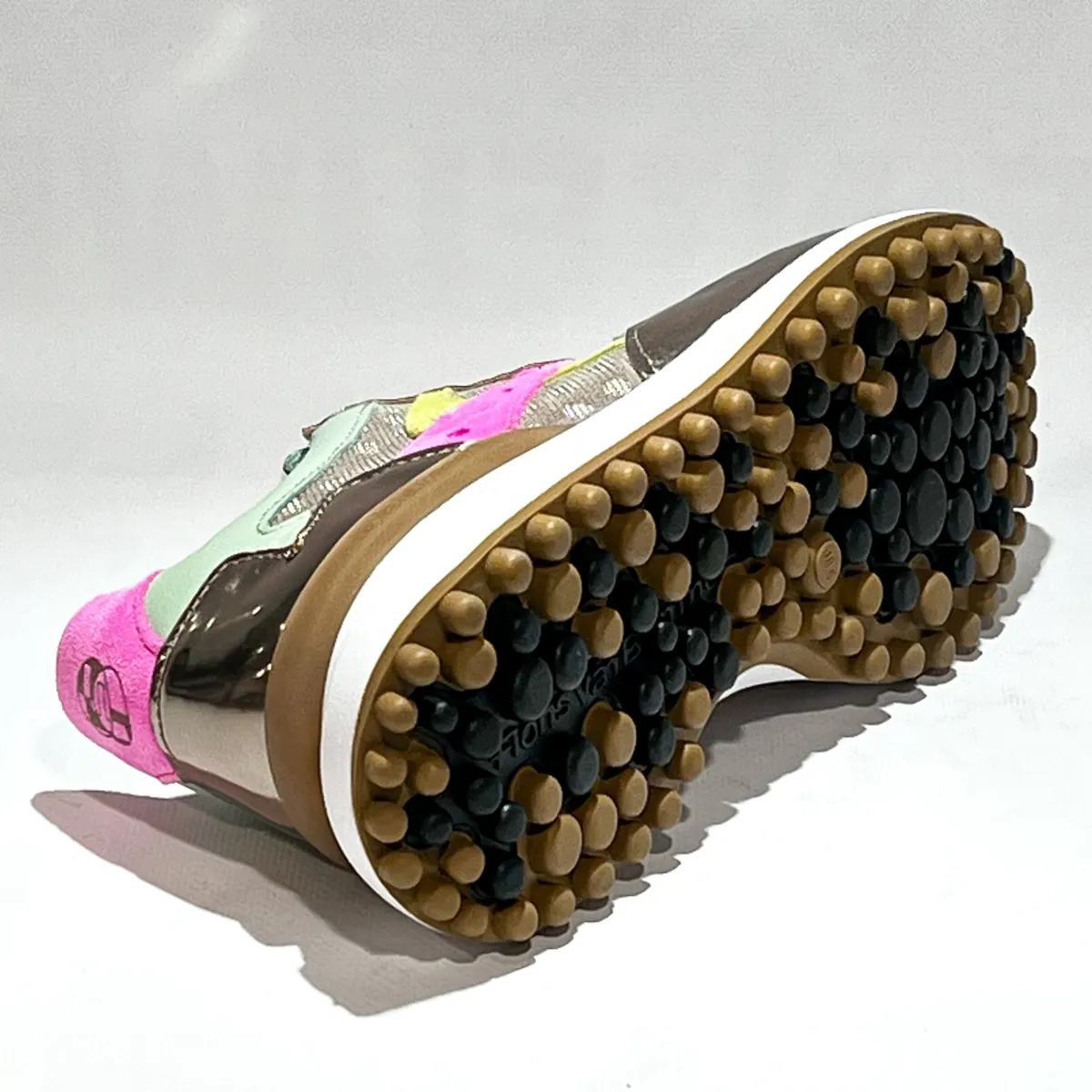 SFW-10153-92-01 Noppi 46.08 Bronz 3 Floris van Bommel Floris van Bommel SFW-10153-92-01 Noppi 46.08 Bronz