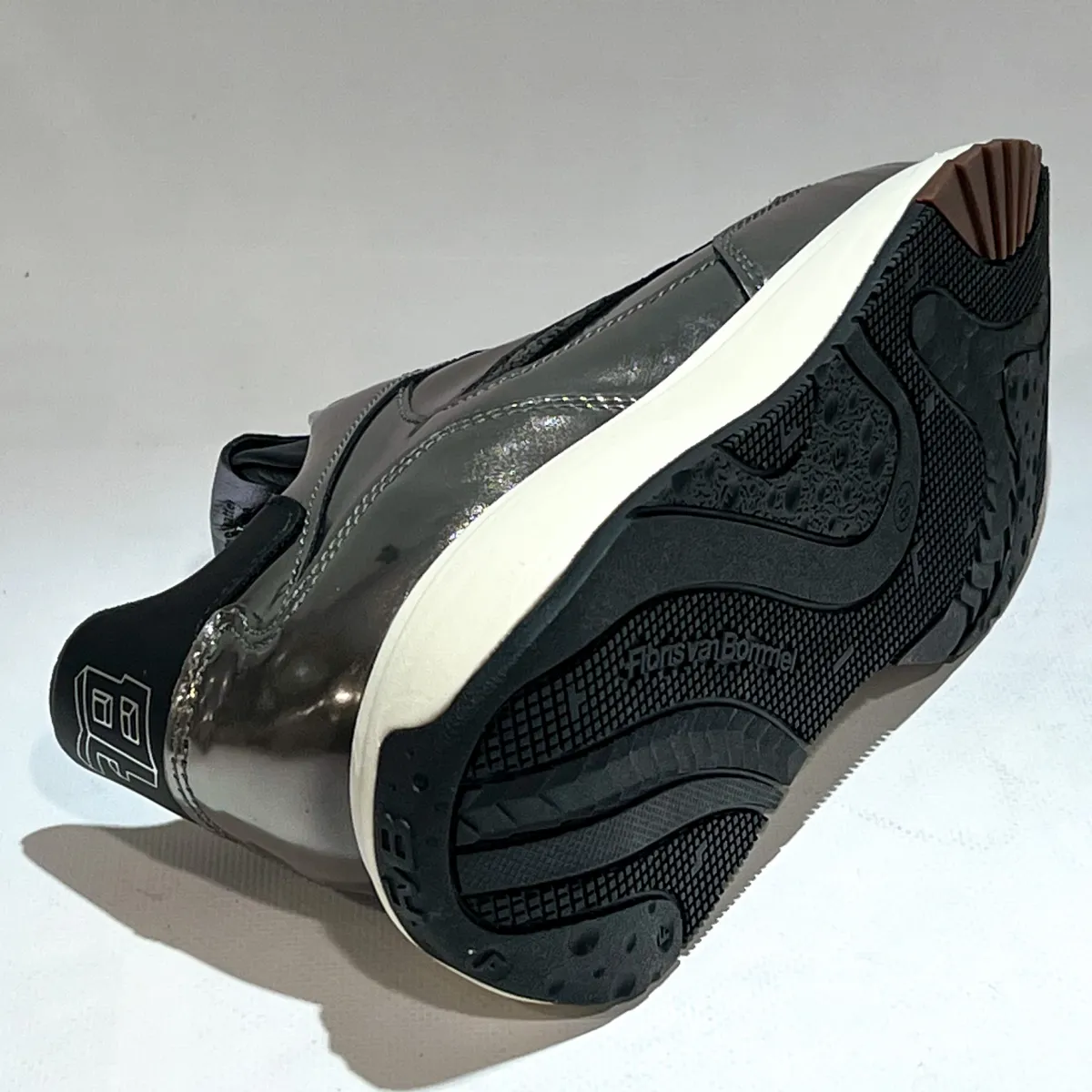 SFW-10138-90-01 Suvi 02.08 Silver 3 Floris van Bommel Floris van Bommel SFW-10138-90-01 Suvi 02.08 Silver