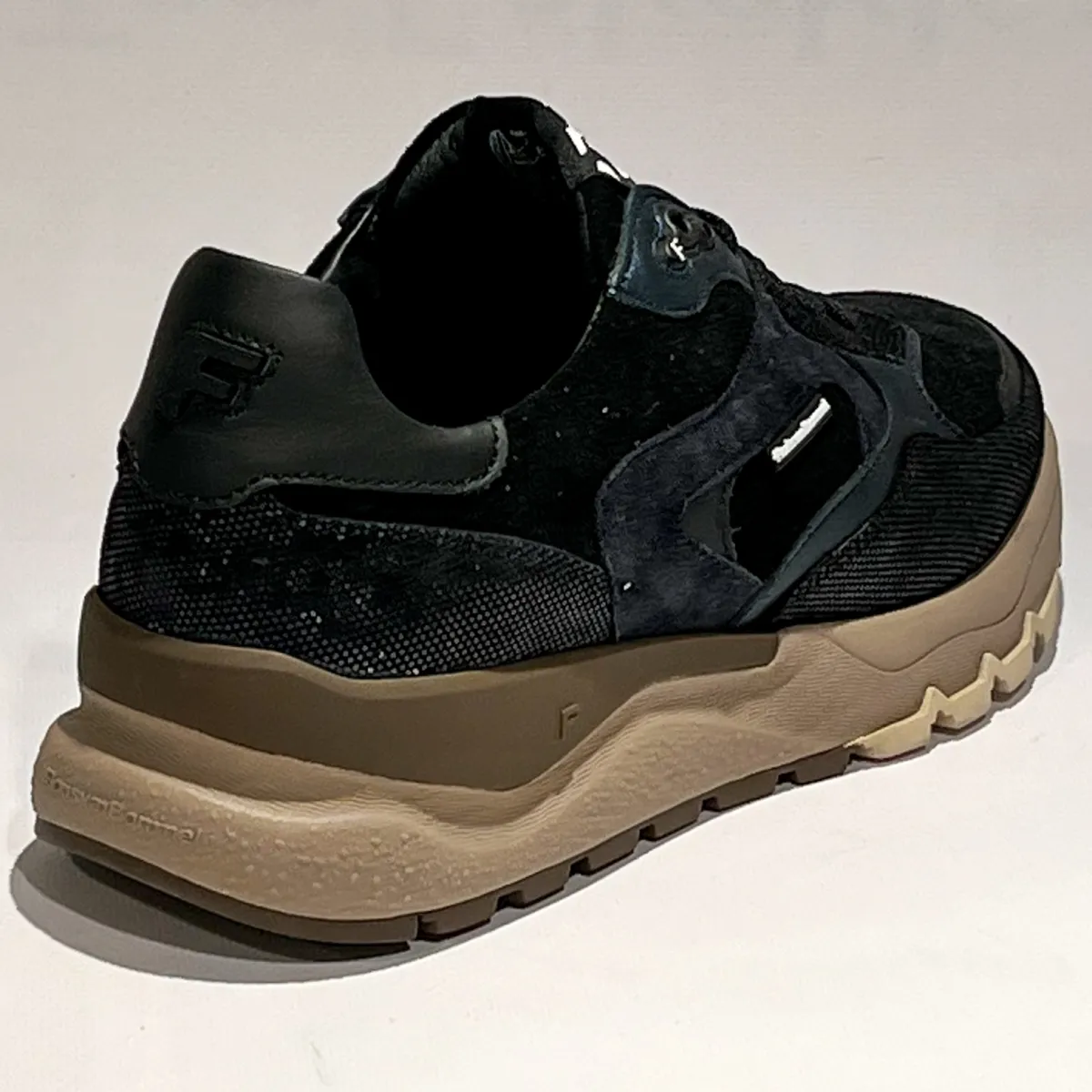 SFW-10164-40-01 Treni 02.09 2 Floris van Bommel Women SFW-10164-40-01 Treni 02.09