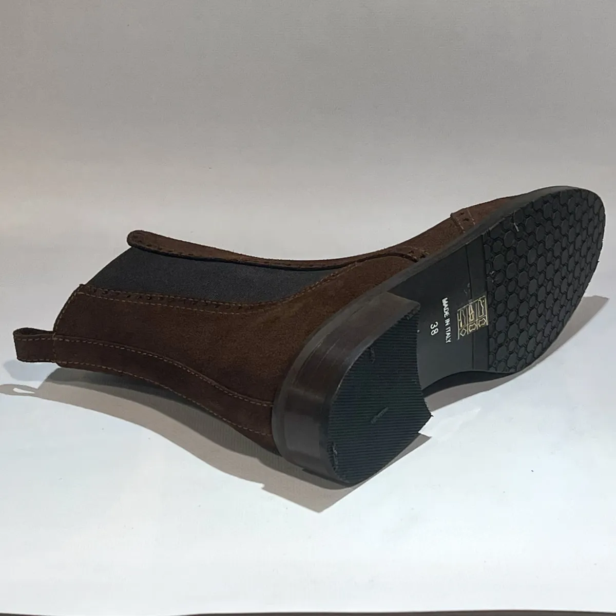 L103-386 3 LILIAN L103-386