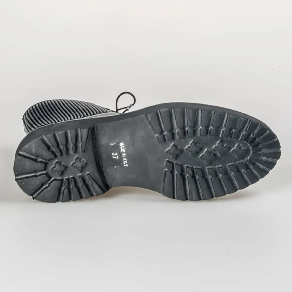 11947 2 LILIAN 11947