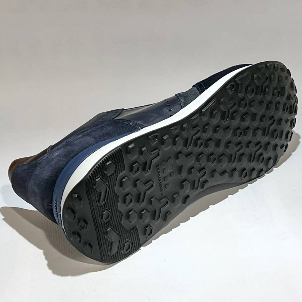 24747 3 MAGNANNI 24747