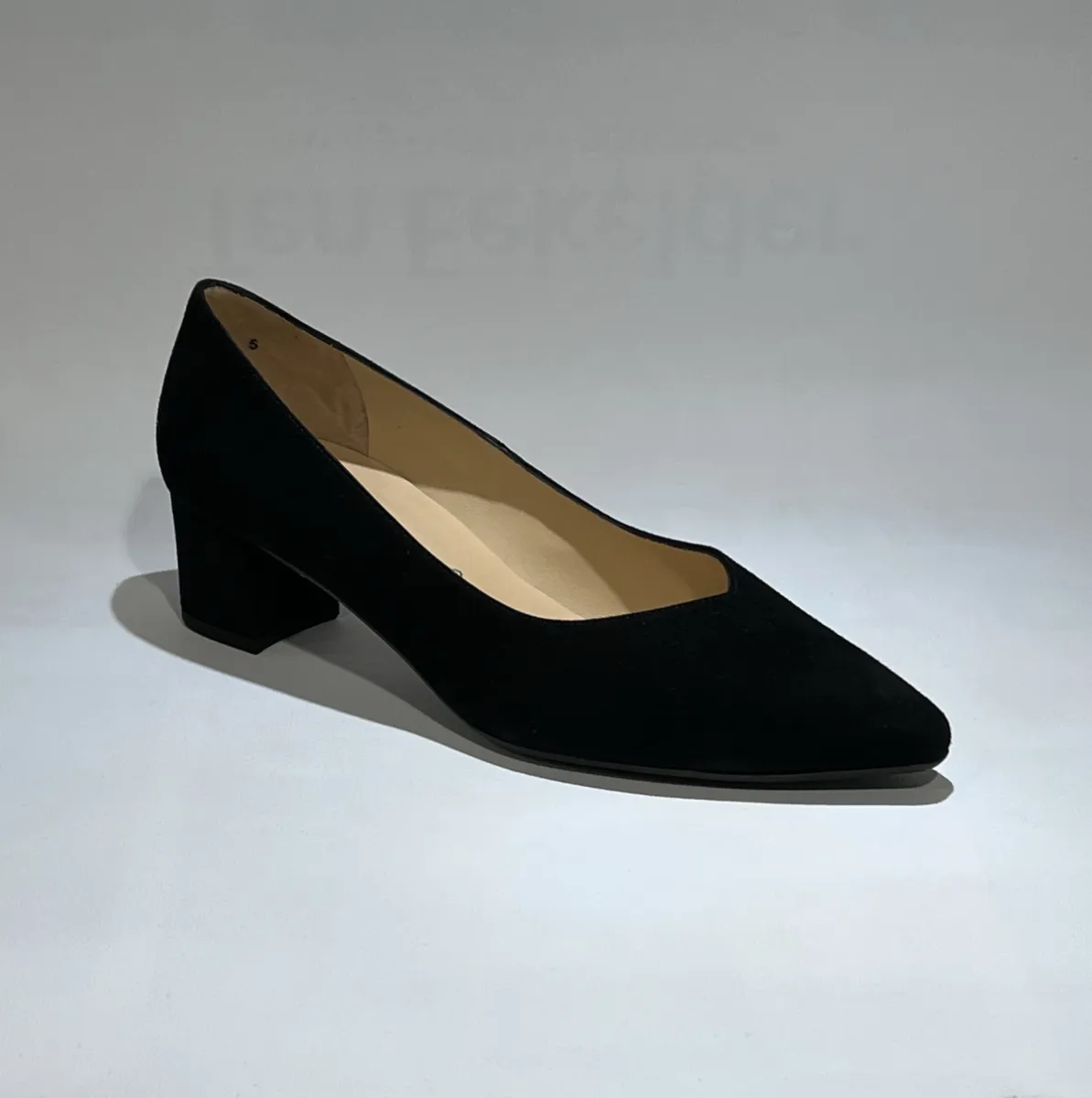 SELMI PLUS 41311 SCHWARZ SUEDE 1 PETER KAISER PETER KAISER SELMI PLUS 41311 SCHWARZ SUEDE