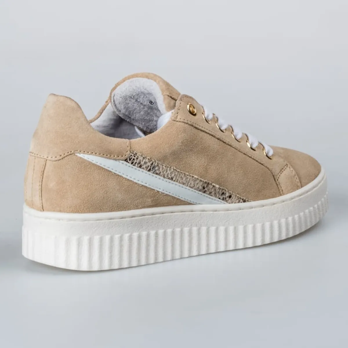 8.10.02.029.01 3 Shoecolate 8.10.02.029.01