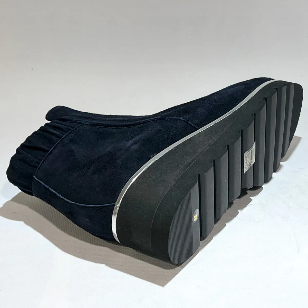 V103-795 3 VOLARE V103-795